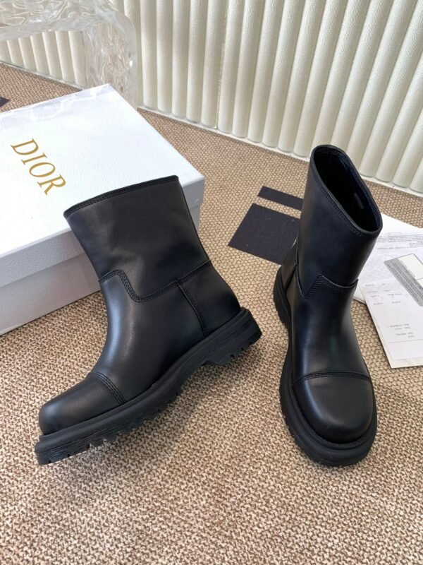 dior New genuine leather black Martin boots