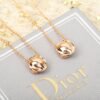 DIOR The high-end version of the rose necklace is made entirely of 925 silver and electroplated with thick gold