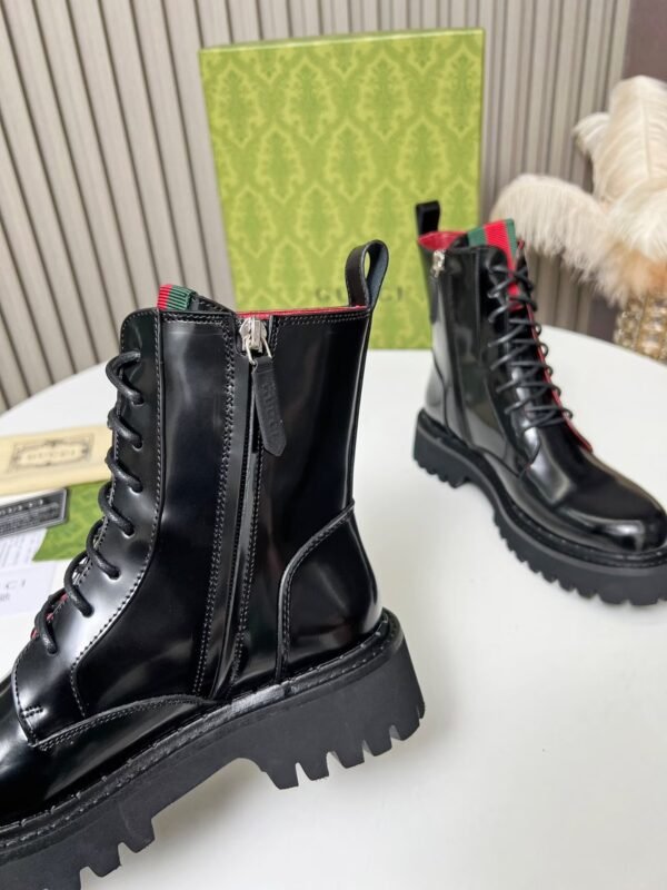 GUCCI New autumn and winter red and green matching series of short boots made of cowhide