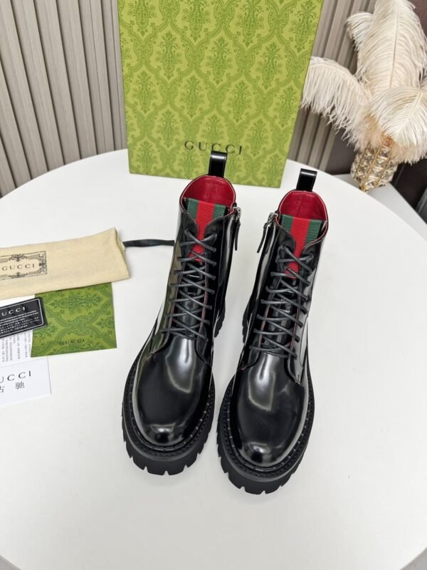 GUCCI New autumn and winter red and green matching series of short boots made of cowhide