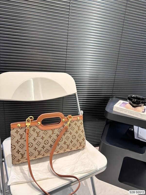 Louis Vuitton Shoulder Bag