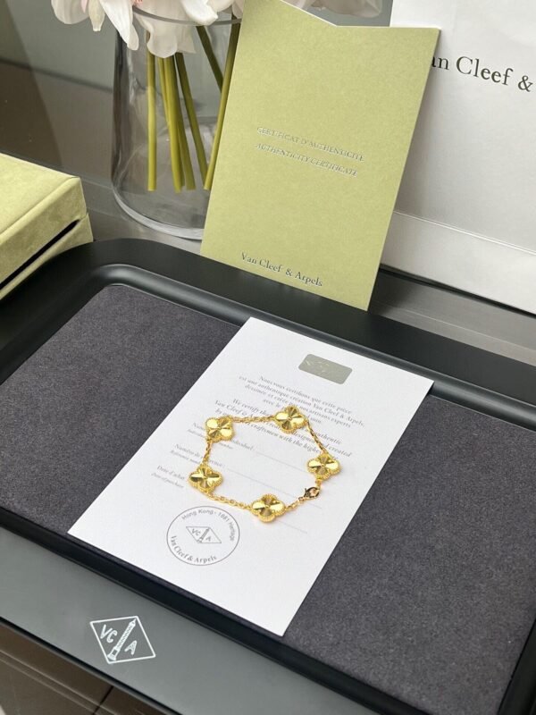 Van Cleef & Arpelsvca gold laser five-flower bracelet