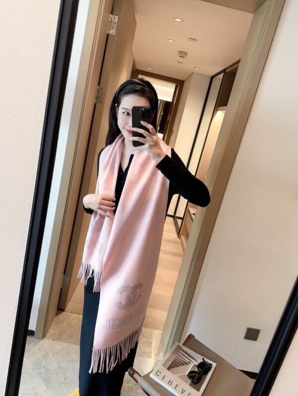 Chanel scarf 180x40cm