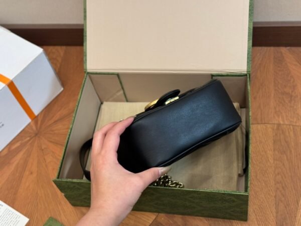 GUCCI GG marmont square bag