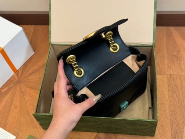GUCCI GG marmont square bag