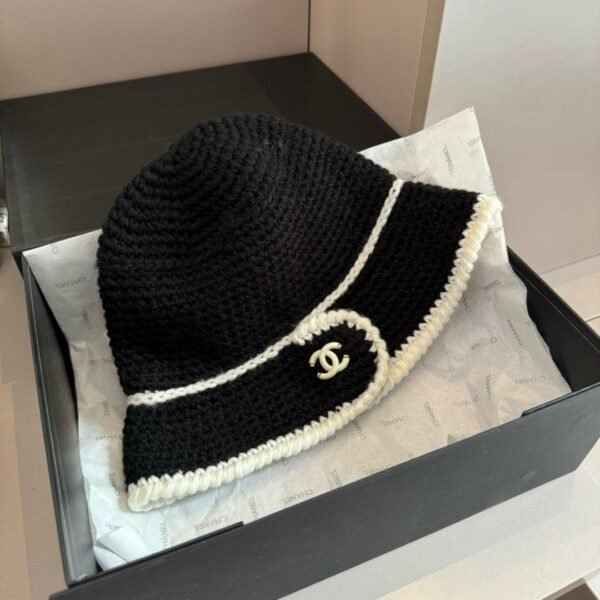 Chanel winter wool hat