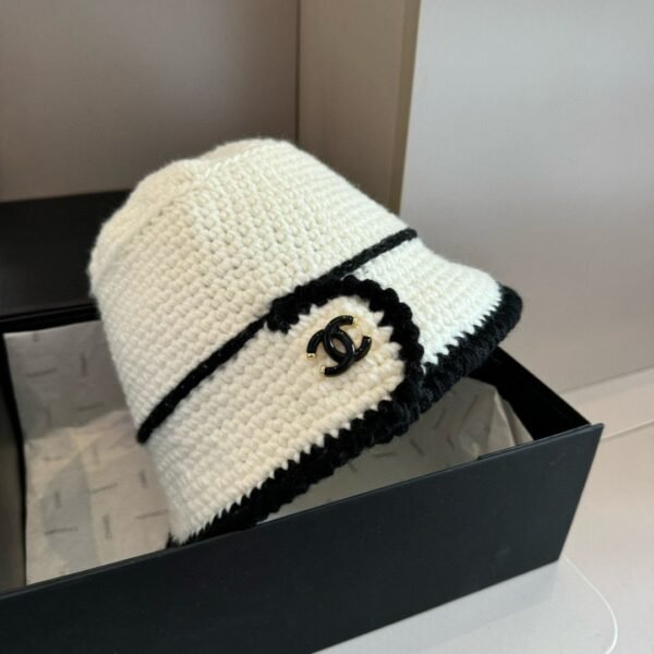 Chanel winter wool hat