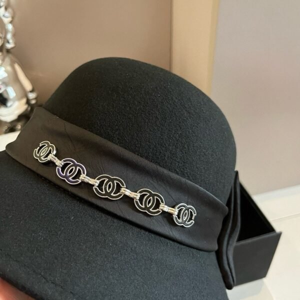 Chanel 100% wool formal hat 57cm