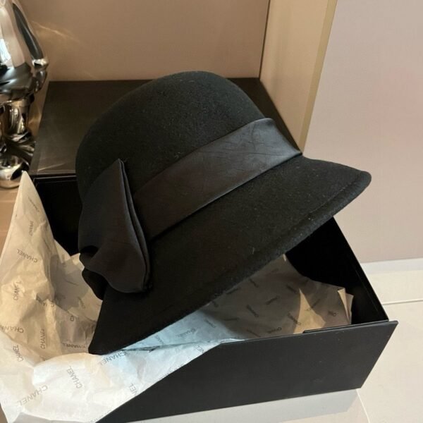 Chanel 100% wool formal hat 57cm