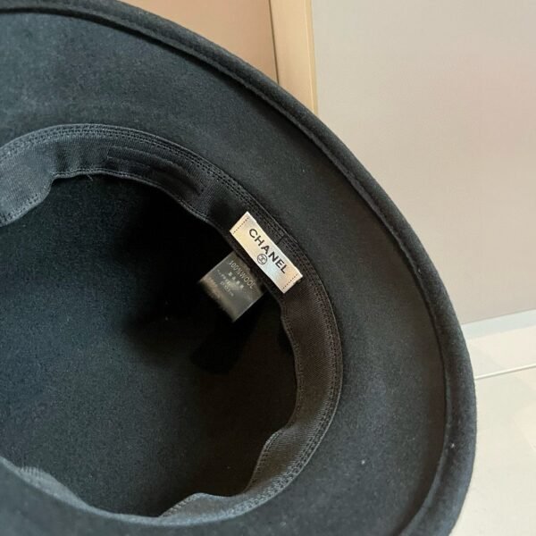 Chanel 100% wool formal hat 57cm