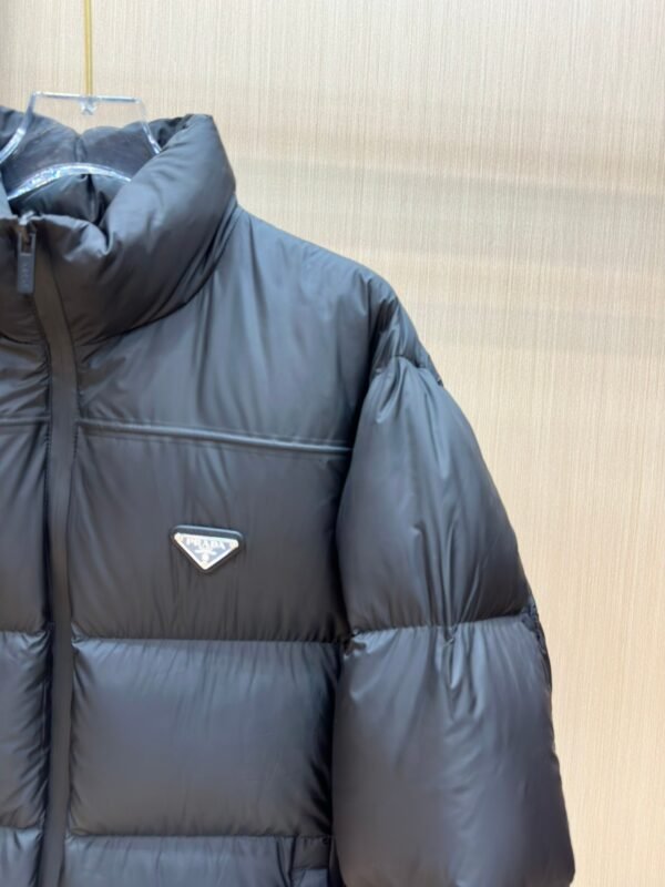 PRADA Autumn and winter new down jacket original 1:1 Premium Made of top grade 95% duck down, super soft M-XXXL