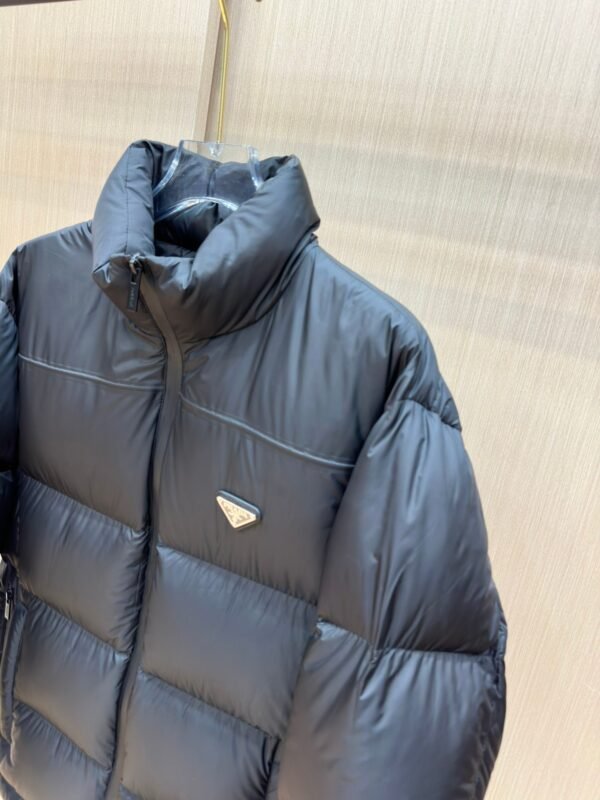 PRADA Autumn and winter new down jacket original 1:1 Premium Made of top grade 95% duck down, super soft M-XXXL