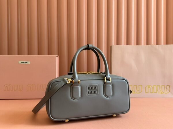 miumiu Arcadie Medium (27cm) Bowling Handbag 1:1 Premium Edition