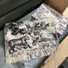 DIOR 59% cashmere, 41% wool   Christian Dior scarf