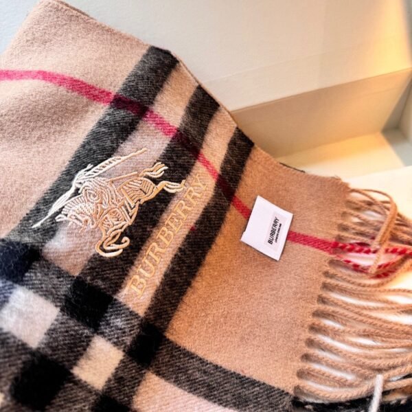 Burberry scarf 35x180cm