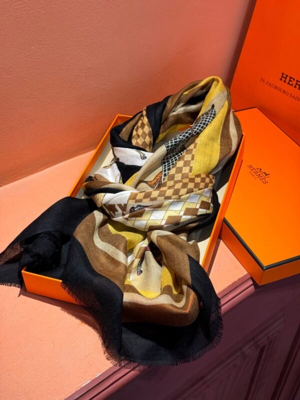 Hermès cashmere scarf 100% selected pure cashmere Official website 1:1 version, high-end scarf 110X200CM