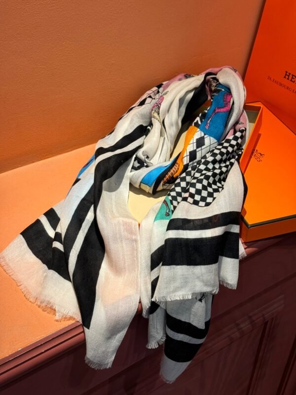 Hermès cashmere scarf 100% selected pure cashmere Official website 1:1 version, high-end scarf 110X200CM