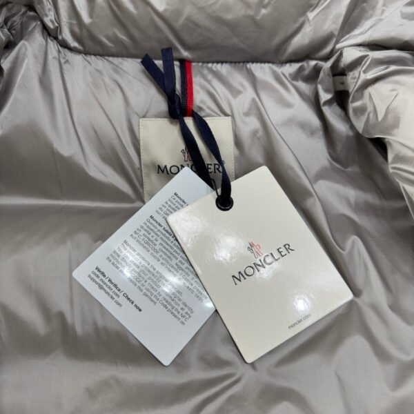 Moncler Limited edition Maya new color down jacket