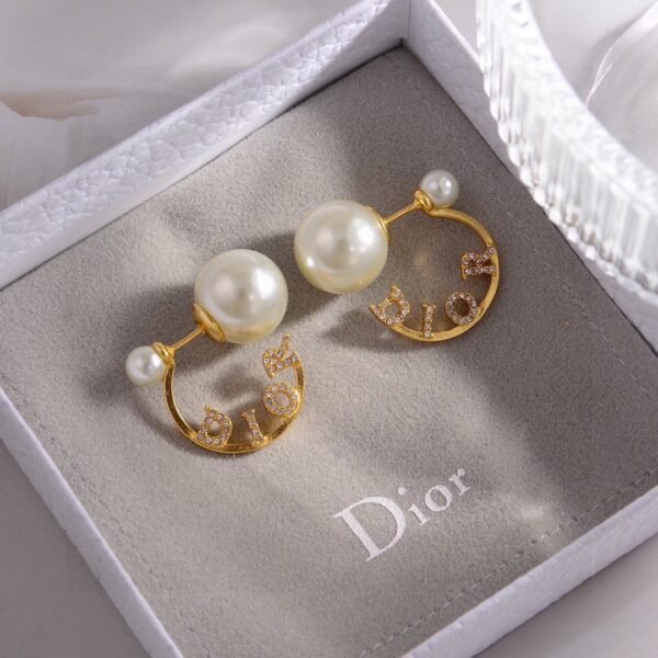 DIOR Pearl Earrings CD  Premium Edition