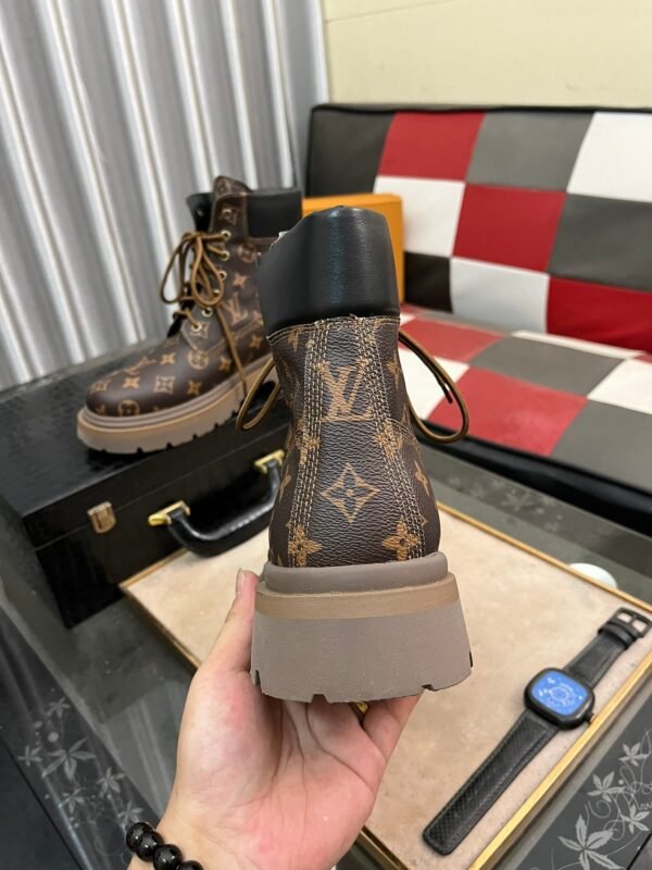 LV new Gaubon sports casual shoes imported first layer cowhide imported sheepskin inside
