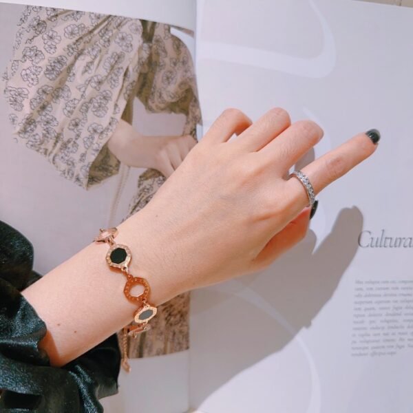 BVLGARI Bracelet DIVAS’ DREAM series  Premium