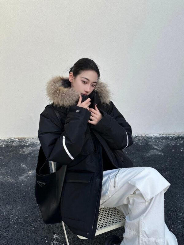 NewBalance Medium to long down jacket