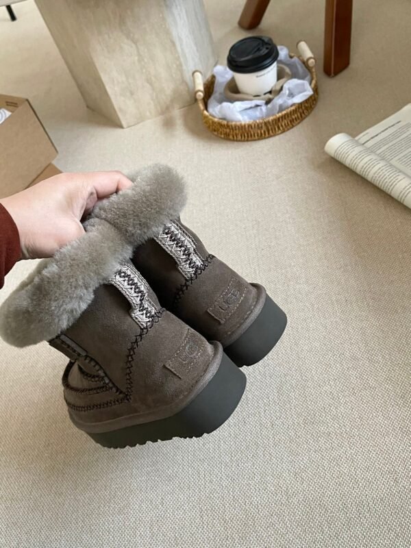 ???????????? Autumn and winter new snow boots