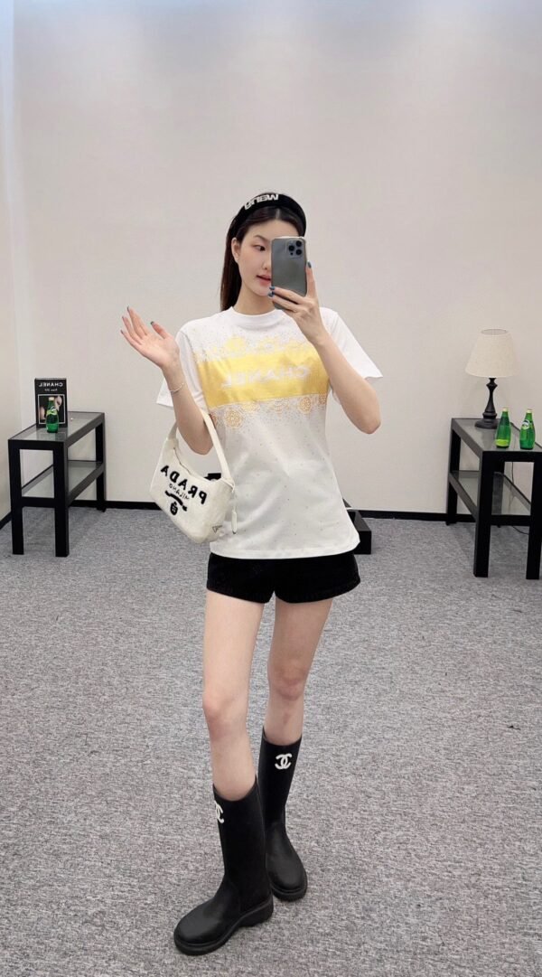 Chanel T-shirt new style for spring and summer 2025