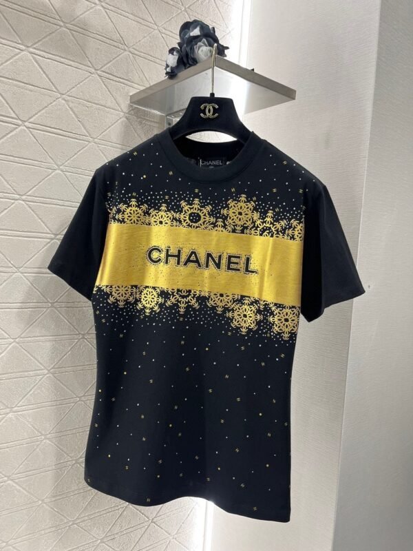 Chanel T-shirt new style for spring and summer 2025