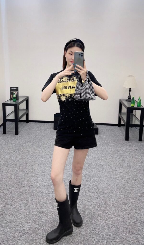 Chanel T-shirt new style for spring and summer 2025