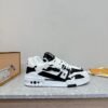 LOUIS VUITTON Trainer Sneaker original