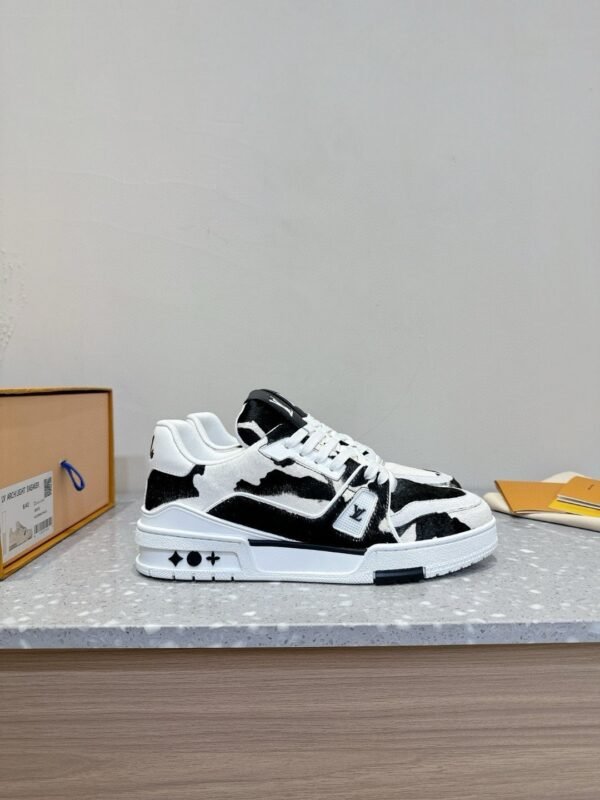 LOUIS VUITTON Trainer Sneaker original