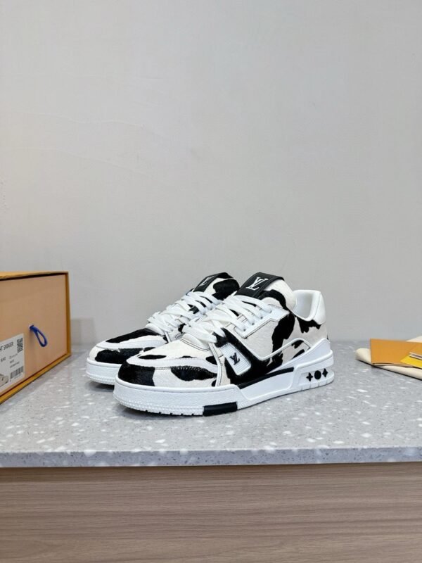 LOUIS VUITTON Trainer Sneaker original