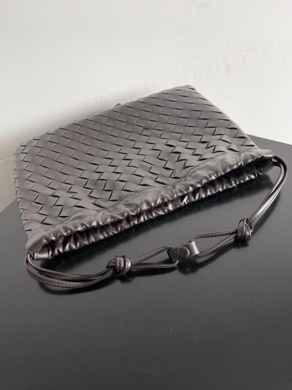 BOTTEGA VENETA New Dustbag Shoulder Bag Premium 32x23x1cm