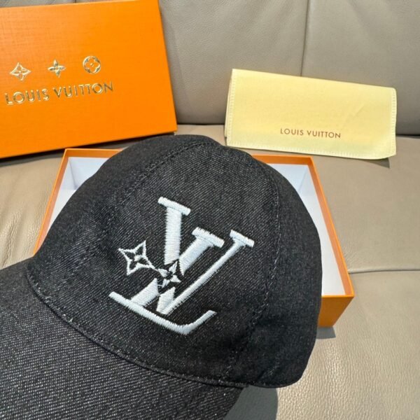 Louis Vuitton new 1:1 original single baseball cap embroidery