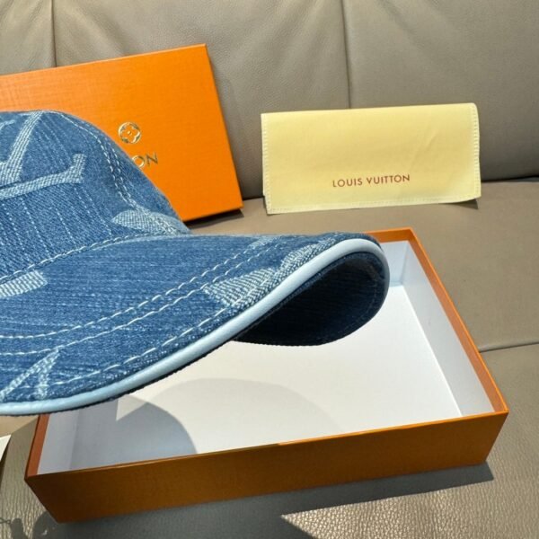 Louis Vuitton 1:1 new single baseball cap big logo jacquard