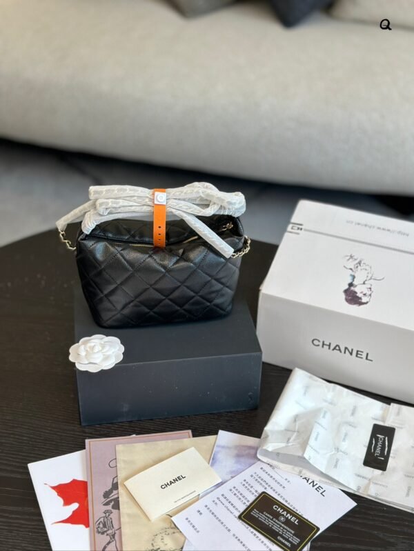 Chanel Handbag 18cm