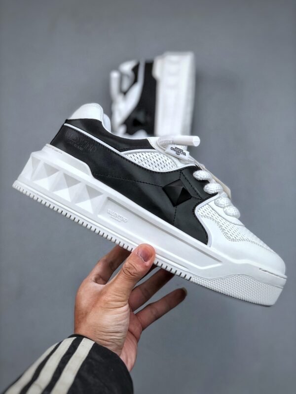 Valentino Rockstud untitled small white shoes