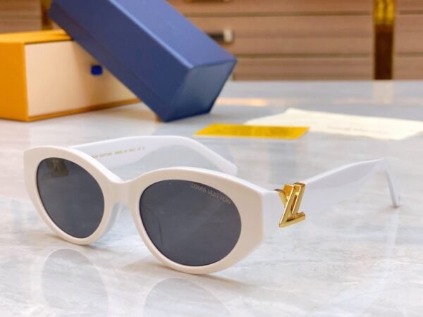 Louis Vuitton Premium Sunglasses
