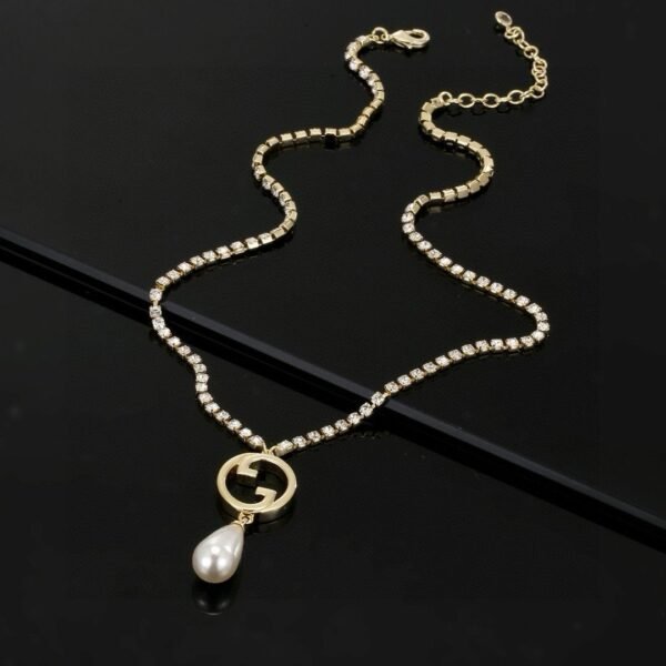 GUCCI Pearl Necklace