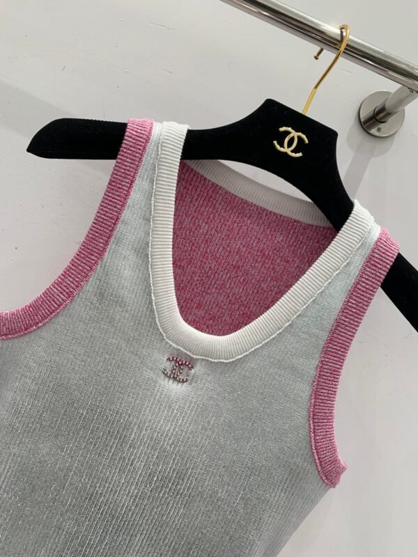 Chanel 2025 Early Spring Series 1:1 High-end Vest Contrast Color Blocking Craft