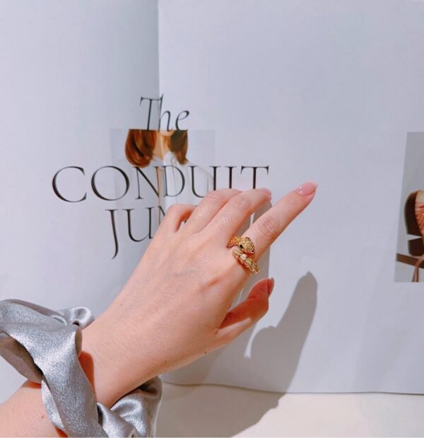 Bulgari ring V gold material advanced version 1:1