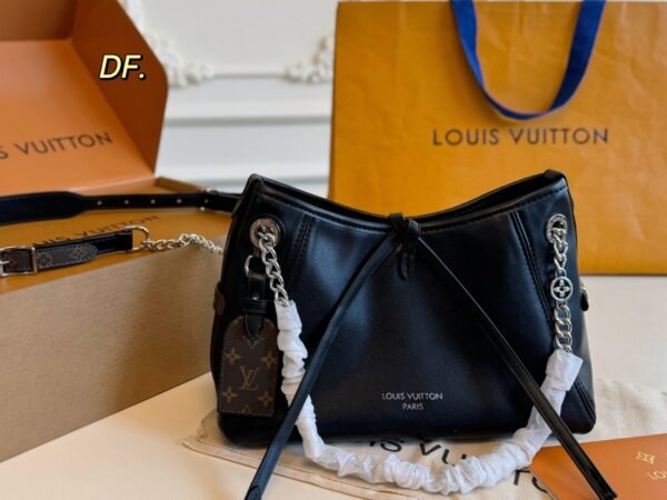 Louis Vuitton new carryallBB chain shopping bag 27×16CM