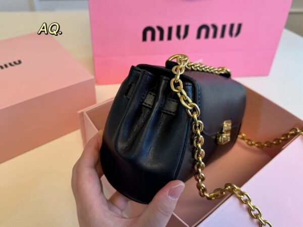 Miu Miu new baguette chain crossbody bag 24×14cm