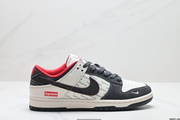 NIKE dunk SB & SUPREME Sneakers