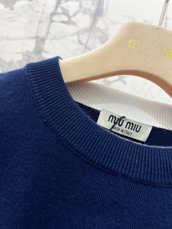 miumiu Early Spring Series Two-piece Contrast Color Knitted Short Sleeve