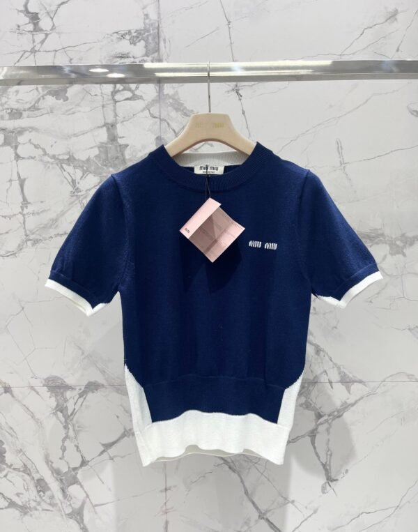 miumiu Early Spring Series Two-piece Contrast Color Knitted Short Sleeve