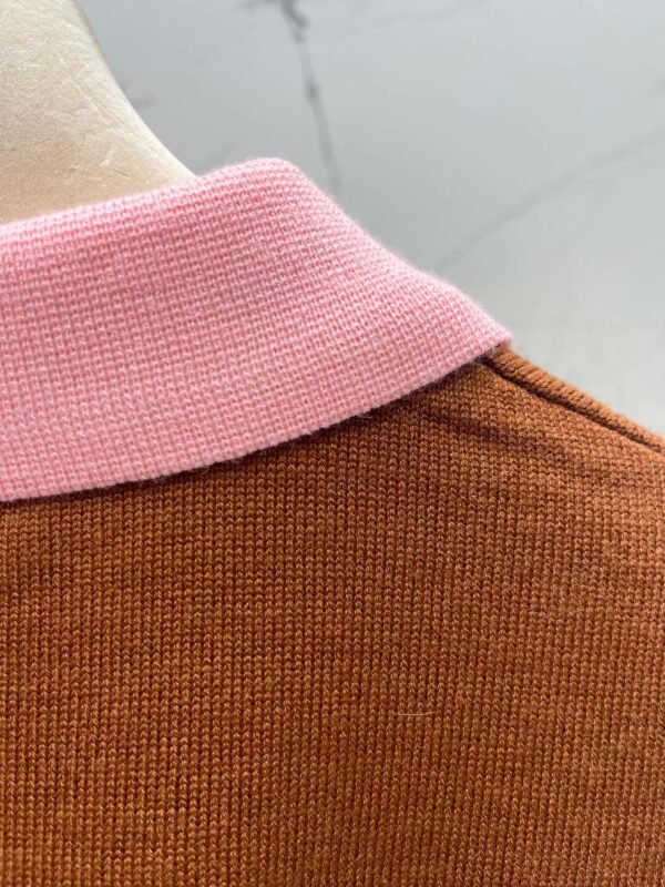 miumiu Early Spring Series Two-piece Contrast Color Knitted Short Sleeve