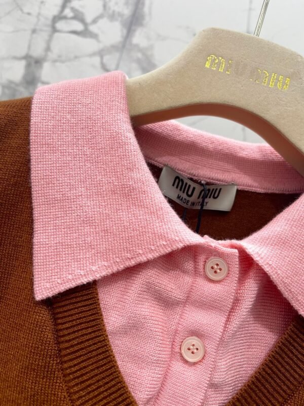 miumiu Early Spring Series Two-piece Contrast Color Knitted Short Sleeve