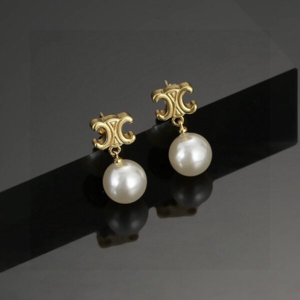 Celine New Kaixuanmen Pearl Earrings